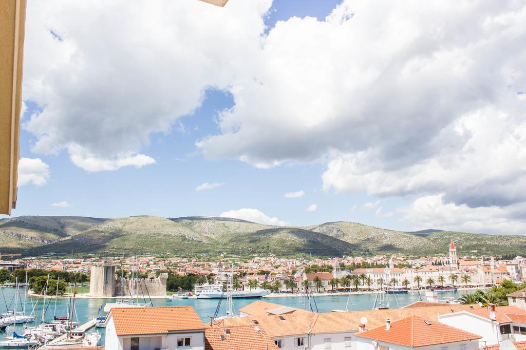 Apartments Maria Trogir Exterior foto